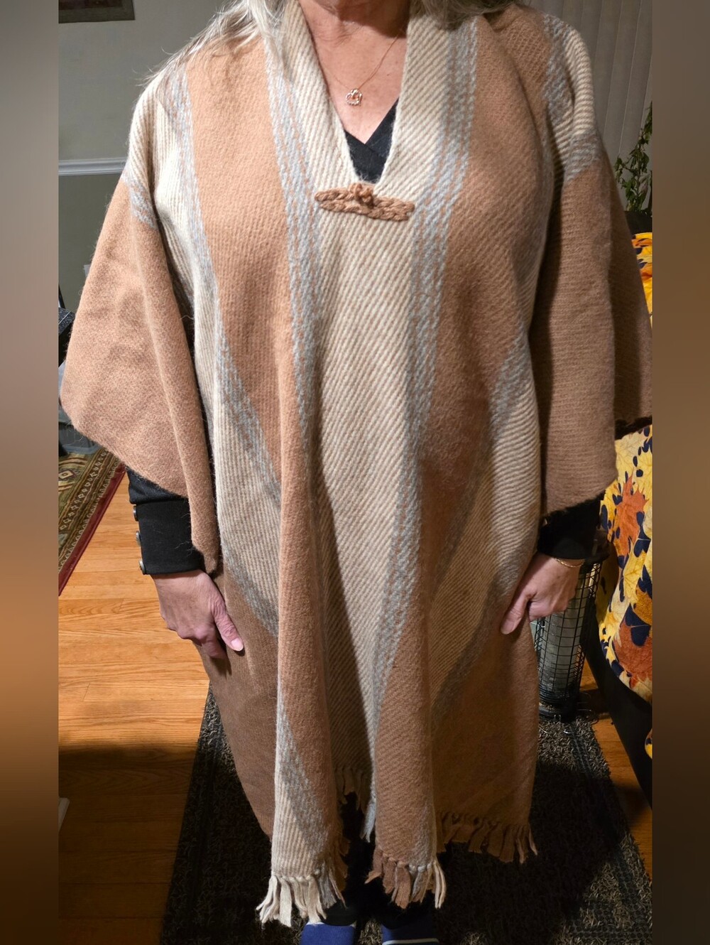 Alpaca Wool Fringed Poncho/cape Blanket
